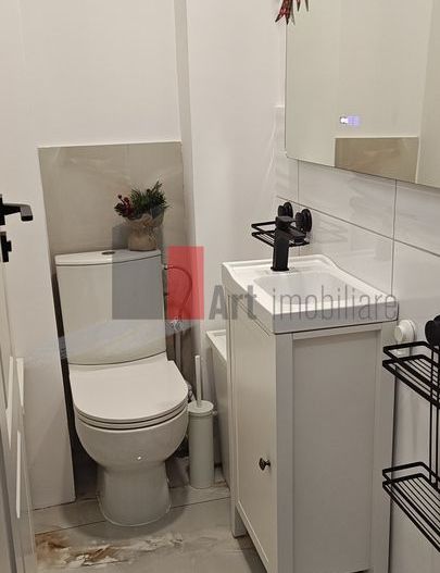 Vindem apartament 3 camere Bulevardul Iuliu Maniu zona Lujerului - Poză 6