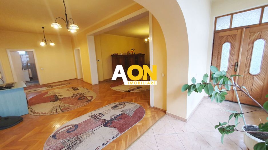 Casa 5 camere, D+P, pretabila pentru birouri, 322 mp teren, Centru - Poză 3