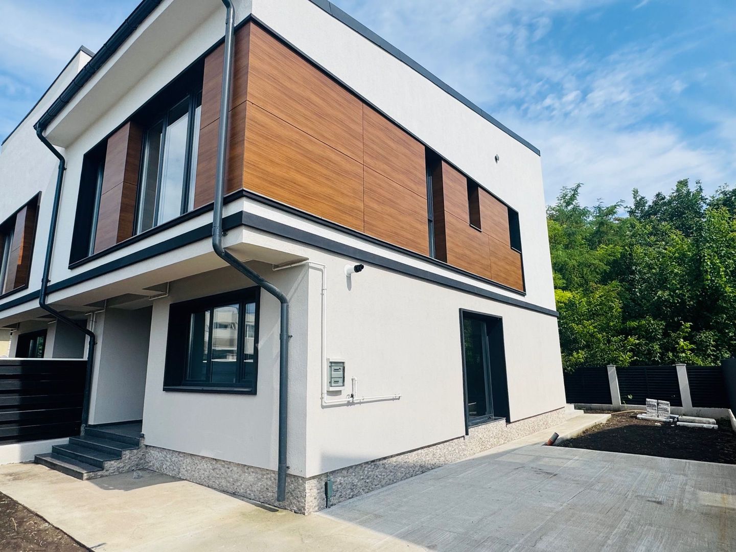 Duplex Tunari-Otopeni PREMIUM cu toate UTILITATILE - Poză 1