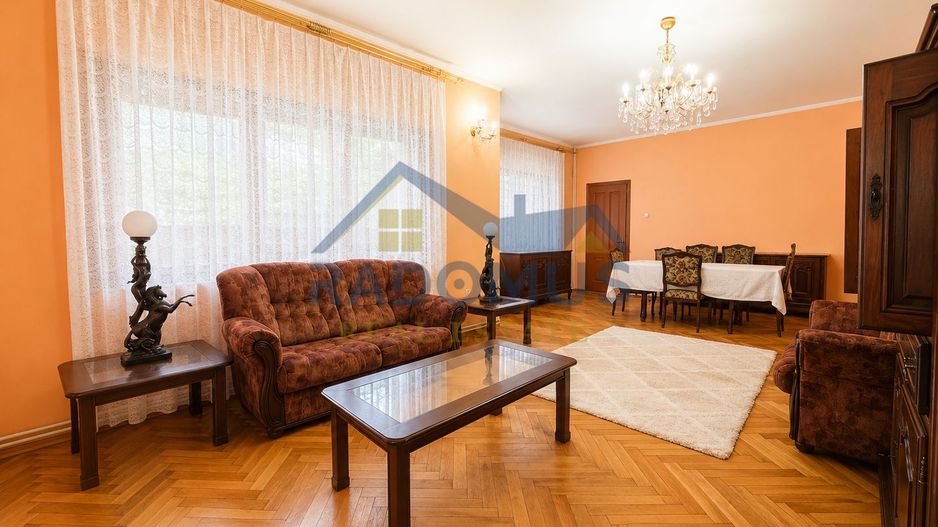 Vila 4 camere | Teren 532 mp | Piscina si foisor | Str. Lupeni - Poză 9