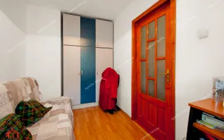 Vila cocheta, situata in centrul istoric al orasului - Poză 12
