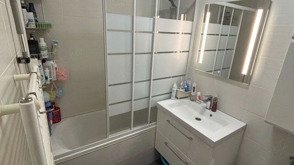 Vand apartament 3 camere | 64 mp | Etaj 1 | Parcare inclusă | Proprietar - Poză 6