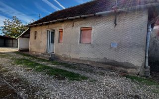 Casa cu 1430 mp teren, la 20 km de Oradea - Poză 3