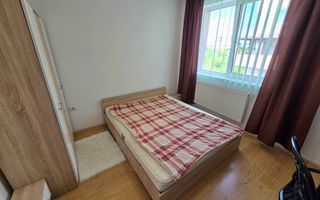 Apartament cu 3 Camere, Bloc Nou, Zona Centru - Poză 4