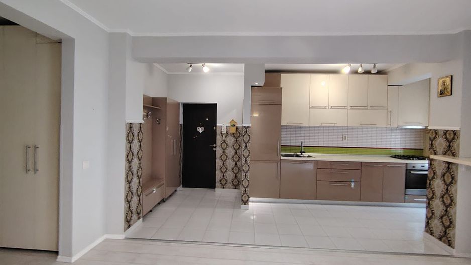 Apartament 2 camere  Cartier Latin Loc de Parcare - Poză 8