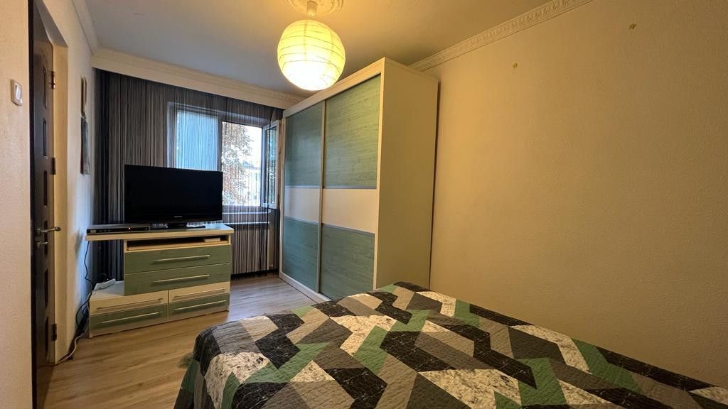 KM 4-5 - Apartament cu 3 camere situat la etajul 3 - Poză 8