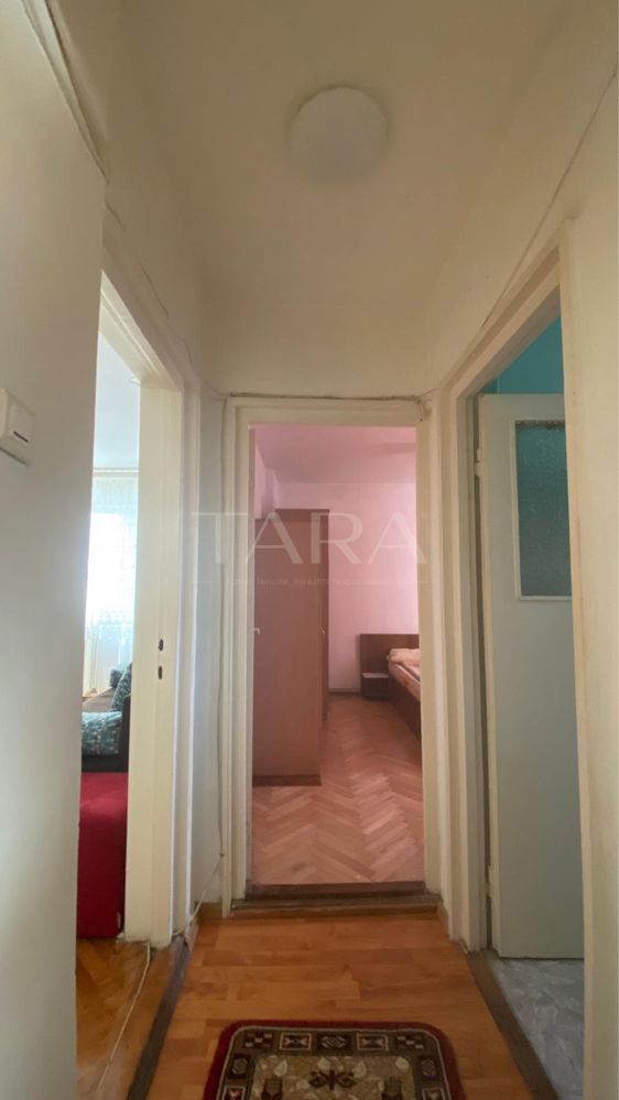 Apartament cu 2 camere, 52 mp, decomandat, renovat. - Poză 4