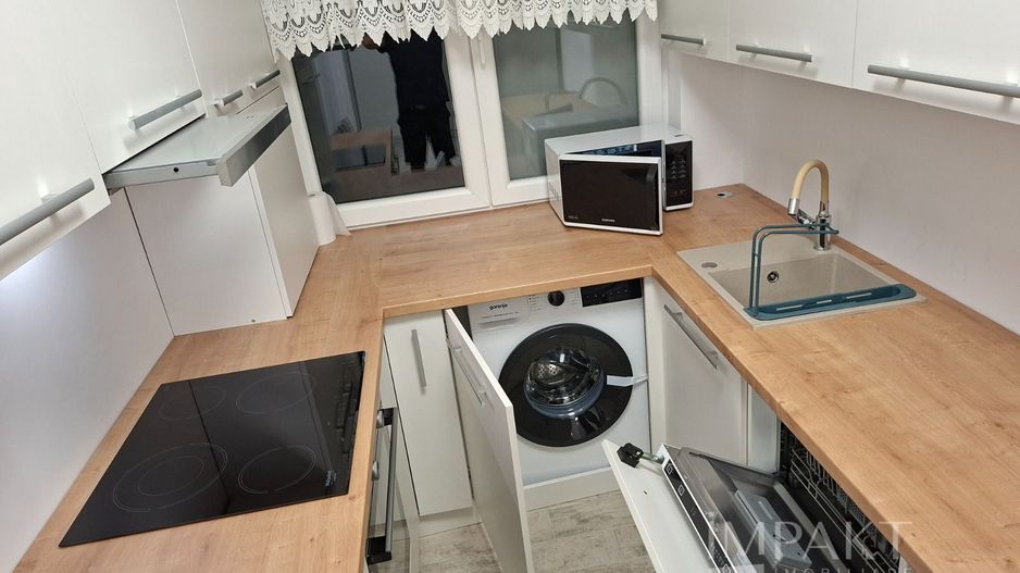 Apartament cu 3 camere de inchiriat, zona Ultracentrala - Poză 7
