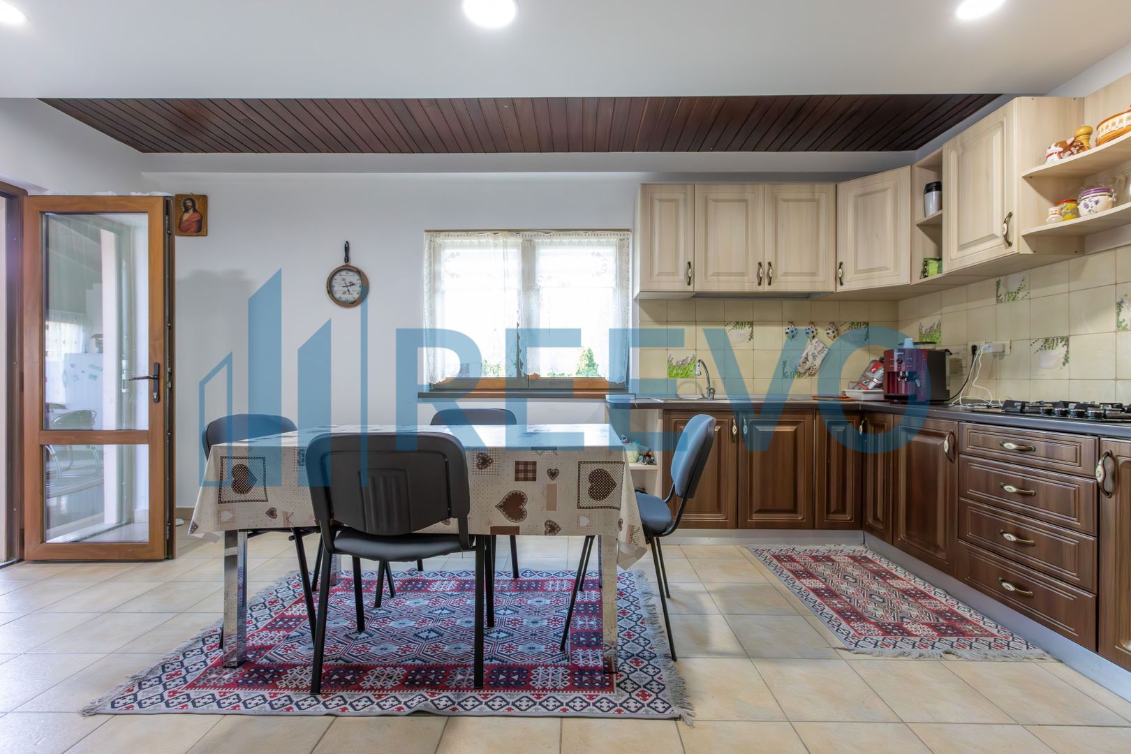 Casă/Vilă cu 4 camere, Buhuși - Poză 11