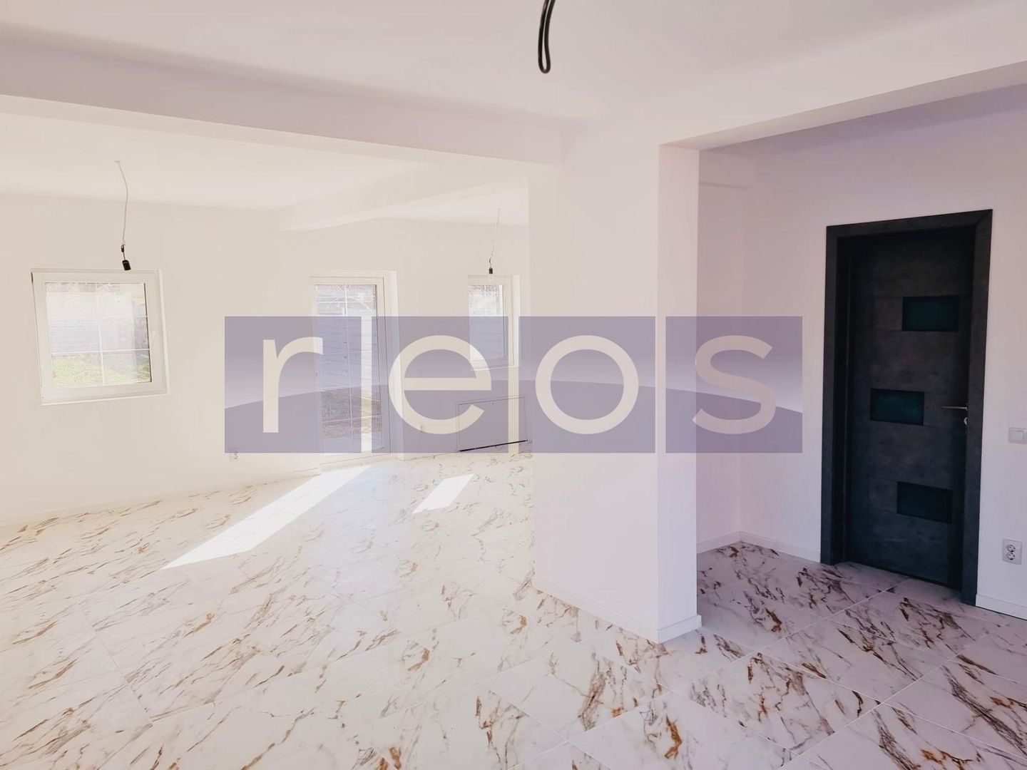 VILA DE VANZARE | 5 CAMERE | BURIAS - Poză 9
