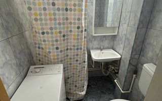 Garsonieră curată și spațioasă de închiriat în Podu Roș, Iași - Poză 5