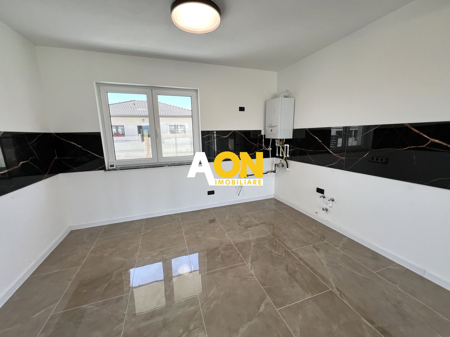 Casa individuala de vanzare, 3 camere, 2 bai - Poză 4