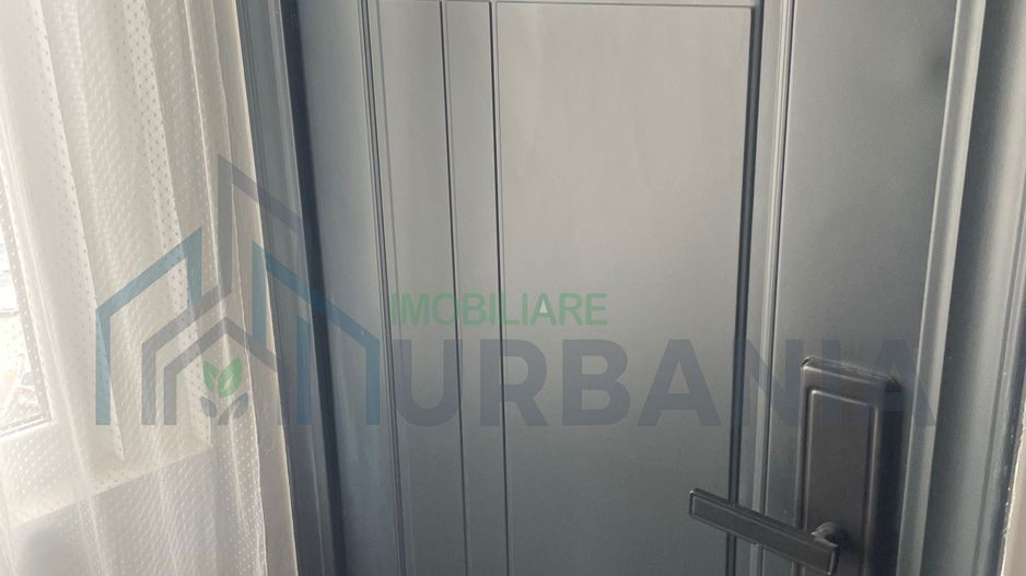 Închiriez garsonieră în Alexandru cel Bun ( zona Familial ) - Poză 1