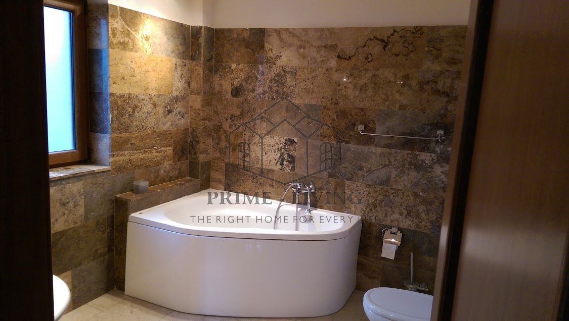 VILA CU 6 DORMITOARE SI PISCINA LA INCHIRIERE IN ZONA BLD PIPERA - Poză 11