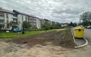 Teren intravilan 705 mp, zonă mixtă CM, POT 60%, Ghermănești - Poză 1