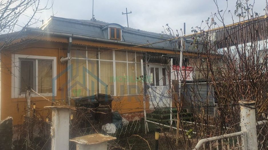 Vânzare casă tradițională, zona Copou, strada Șararie, Alexandru cel Bun - Poză 2