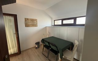 Casa centrala zona Siloz P+M - Poză 8