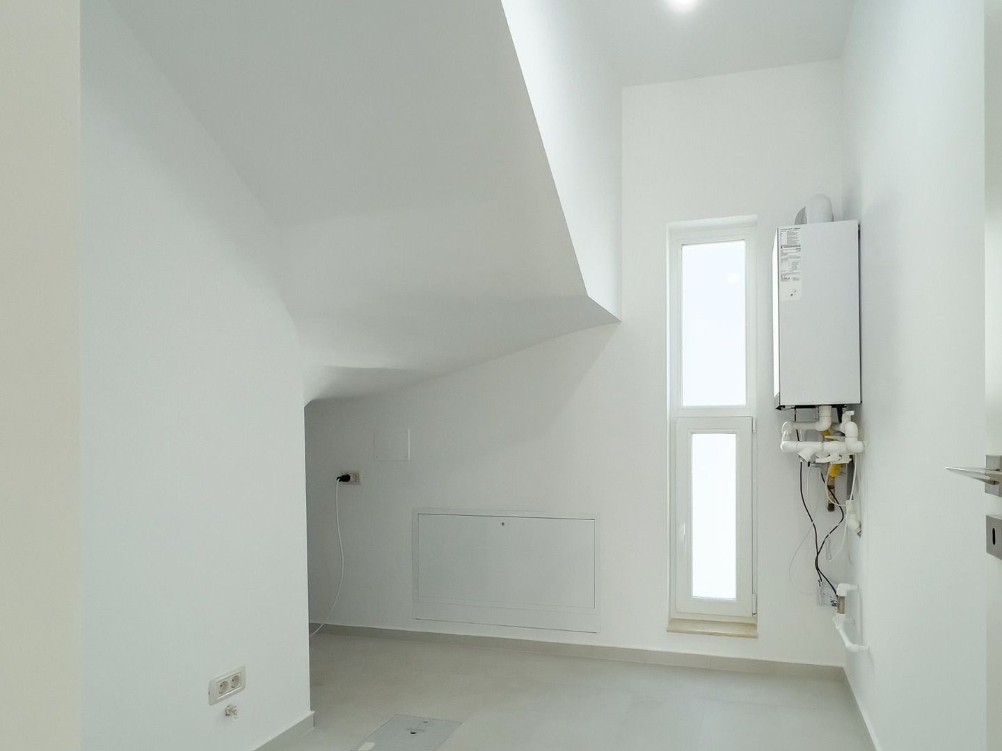 Individuala 146m2 utili, 450 curte, CENTRAL Tunari, 0% comision - Poză 12