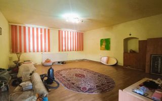Casa cu 5 camere | 308 mp teren | Cisnadie - Poză 8