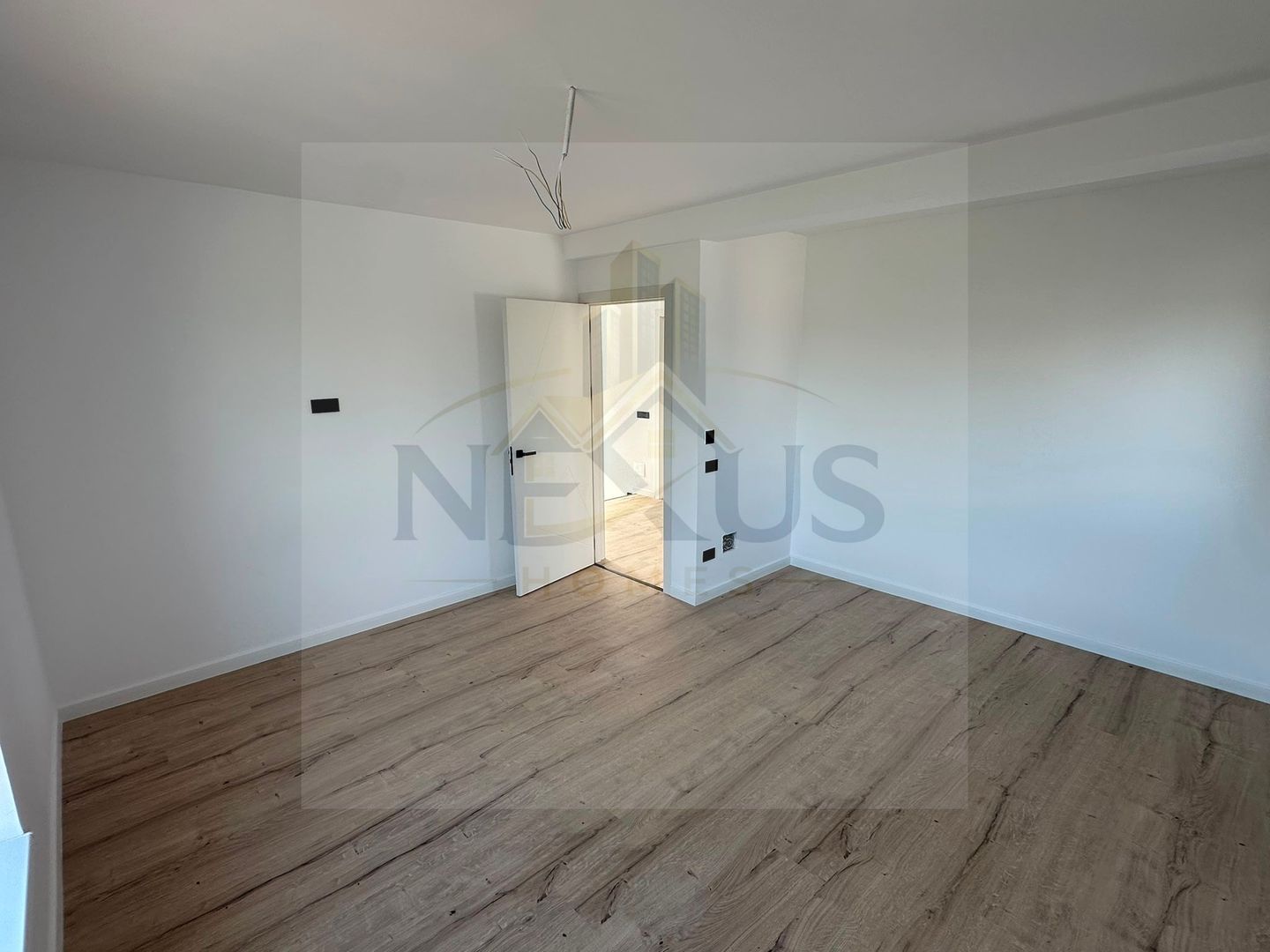 Comuna Berceni | 100m Bd. 1 Mai-Vila individuala | Strada asfaltata - Poză 10