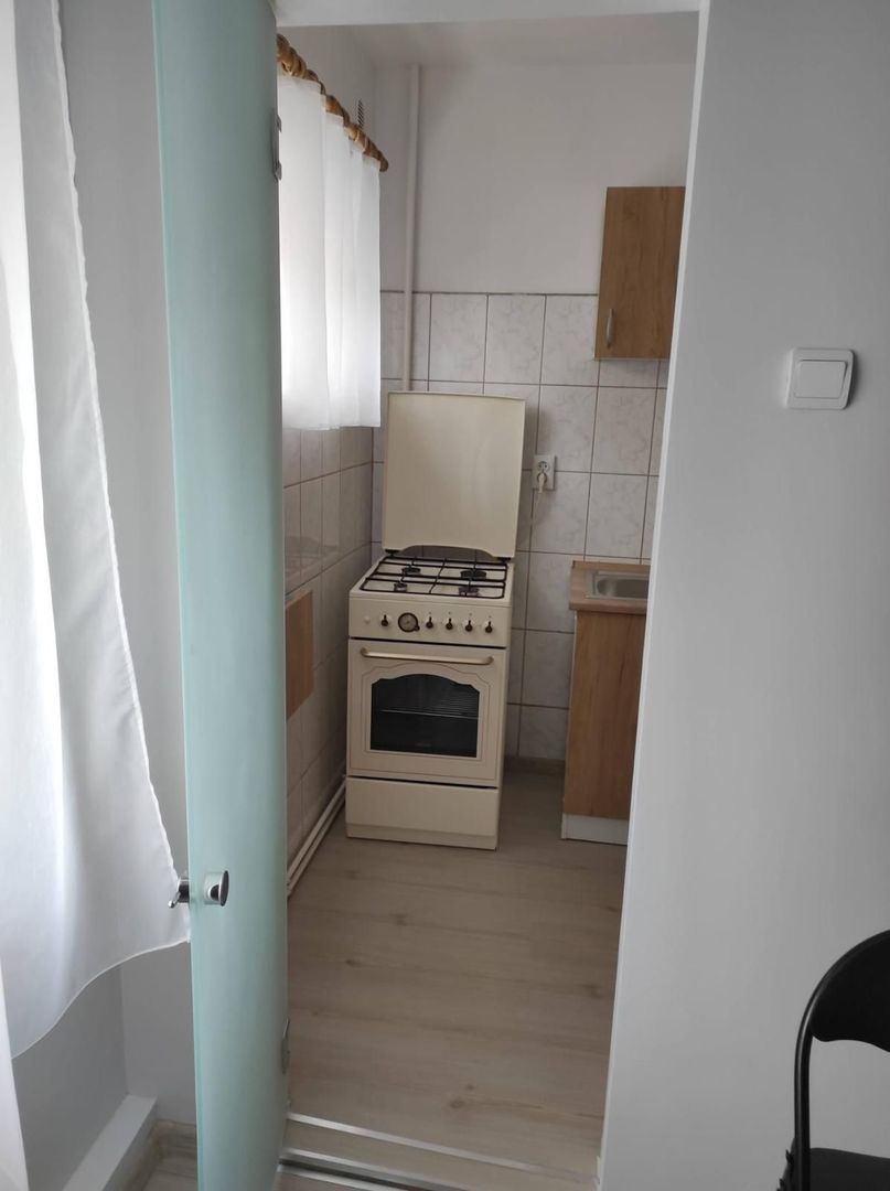 Garsoniera cu bucatarie separata | 22 mp | Marasti - Poză 5