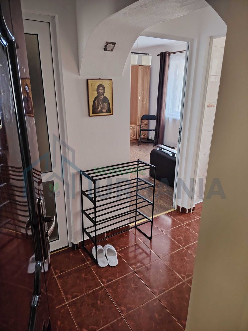 Închiriez Apartament - Poză 1