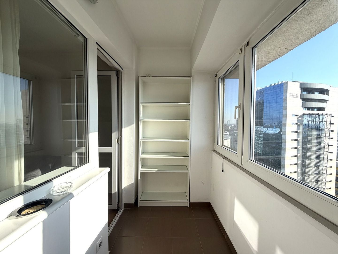 Apartament luminos cu 3 camere si vedere panoramica | Victoriei-Titulescu - Poză 11