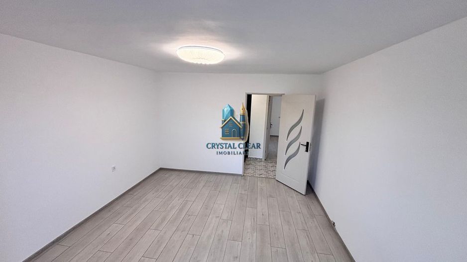 Apartament cu 3 camere - cartier Dâmbu Pietros - Poză 3