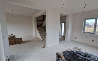 Duplex cu 4 camere in Bucovat - Poză 2
