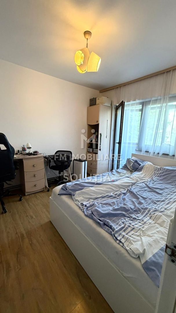 Apartament 4 camere | 2 băi | Decomandat | Etaj 2 - Poză 9