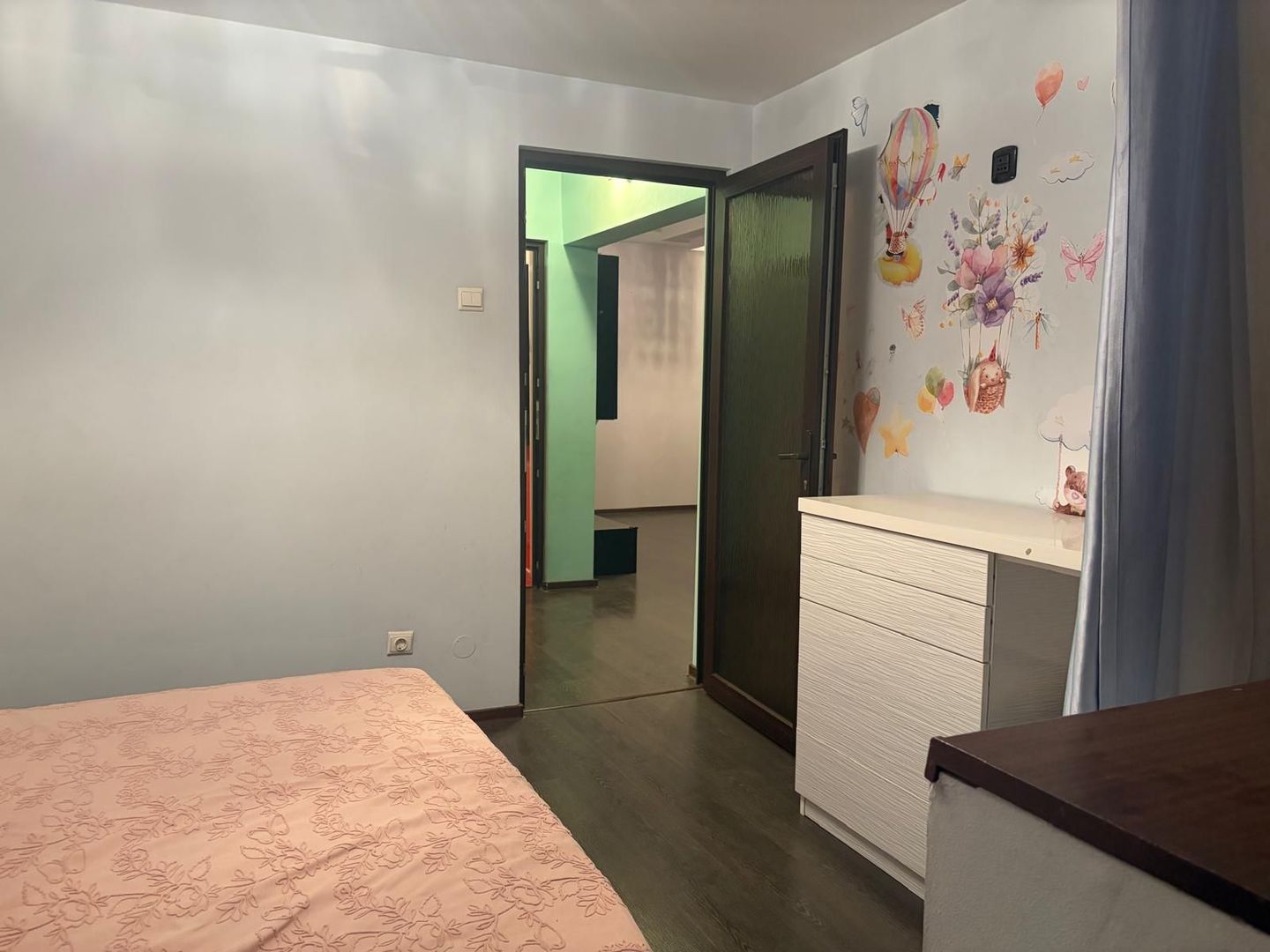 Apartament cu trei camere transformat in doua, Calea Grivitei - Poză 7
