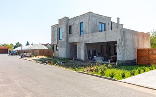 Paradisul Verde_Vila individuala semifinisata_Teren generos - Poză 2