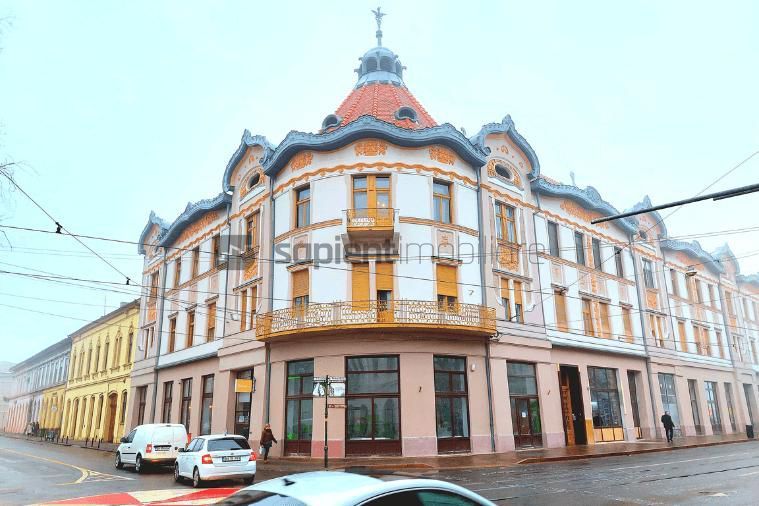 Sapient | Apartamente ultracentrale _ Palatul Fuchsl, Oradea - Poză 1