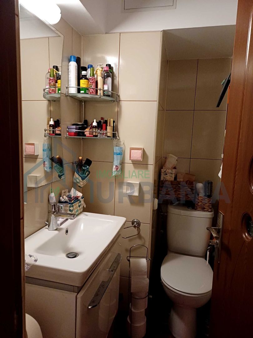 Inchiriez Ap. 3 camere Nicolina (Belvedere) - Poză 8