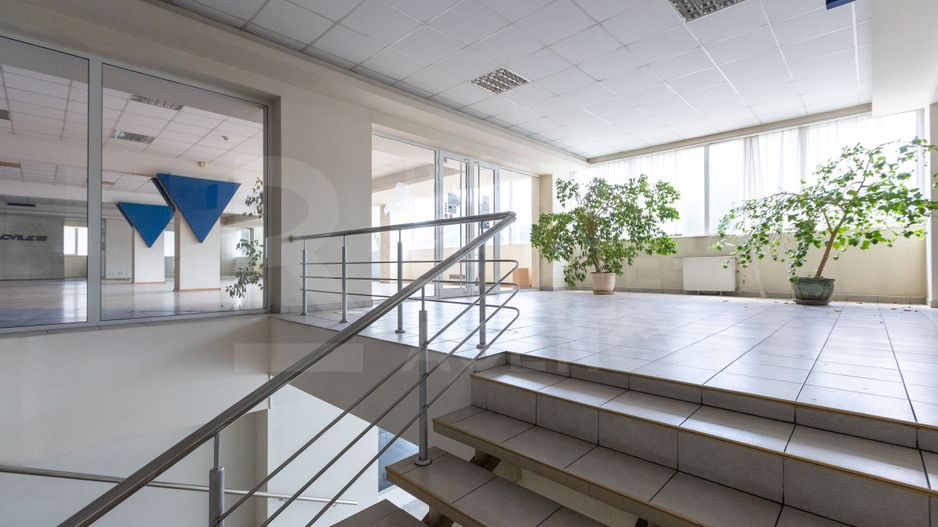 Chirie, oficiu, 645 mp, strada Calea Ieșilor, Buiucani - Poză 16