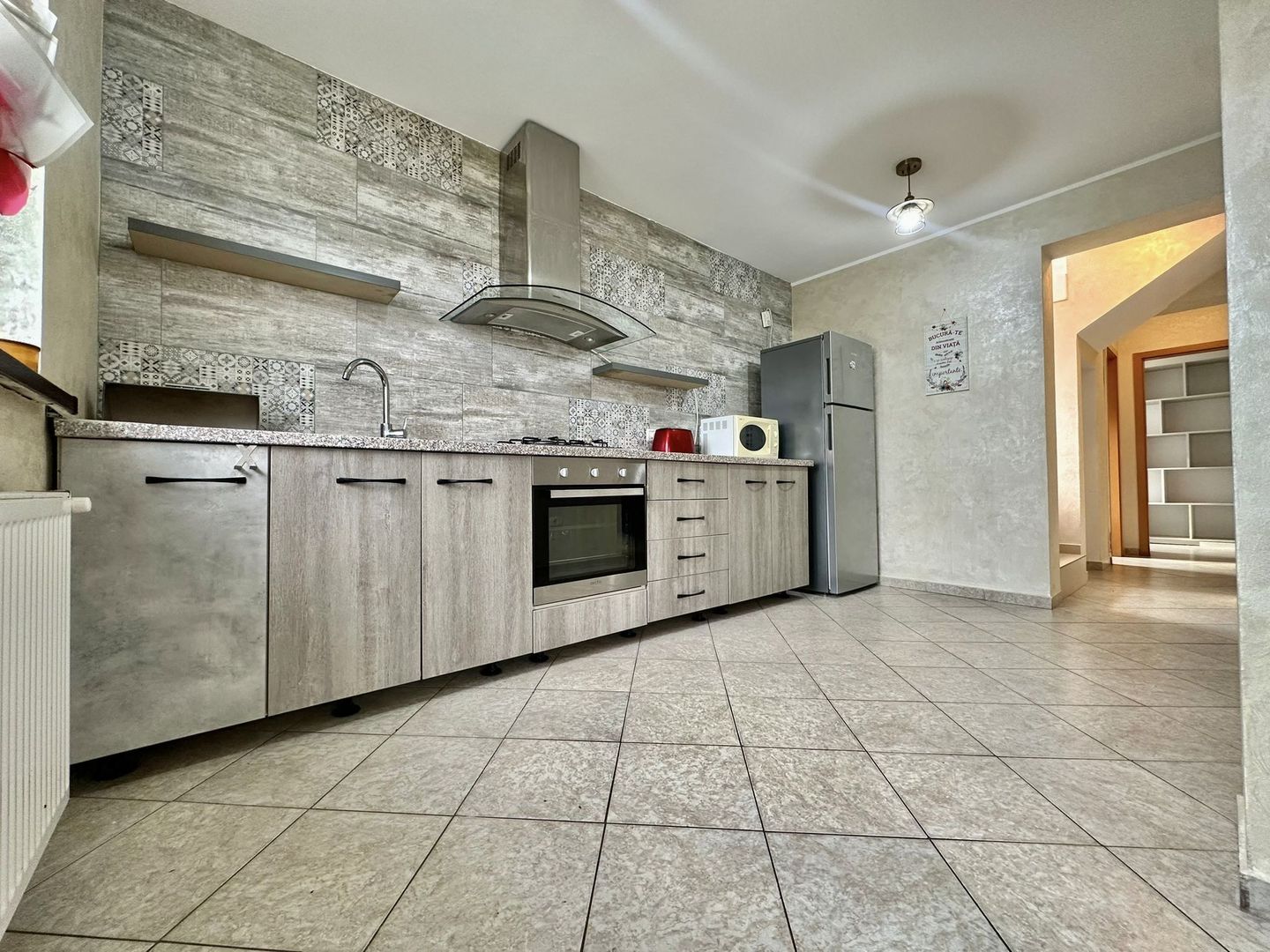 Casă de închiriat – Tohanu Nou, Str. Branului - Poză 10