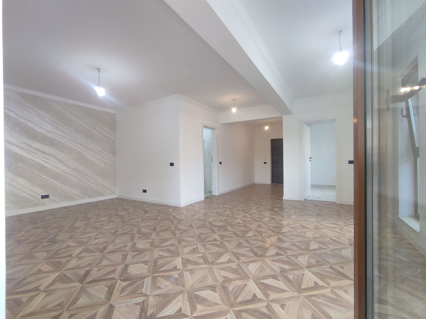 Vânzare apartament 2 camere lângă parcul Bazilescu - Poză 3