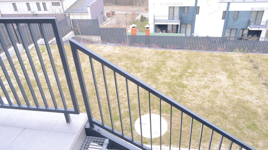 Casa cuplata (duplex) cu vedere panoramica in Dezmir - Poză 16