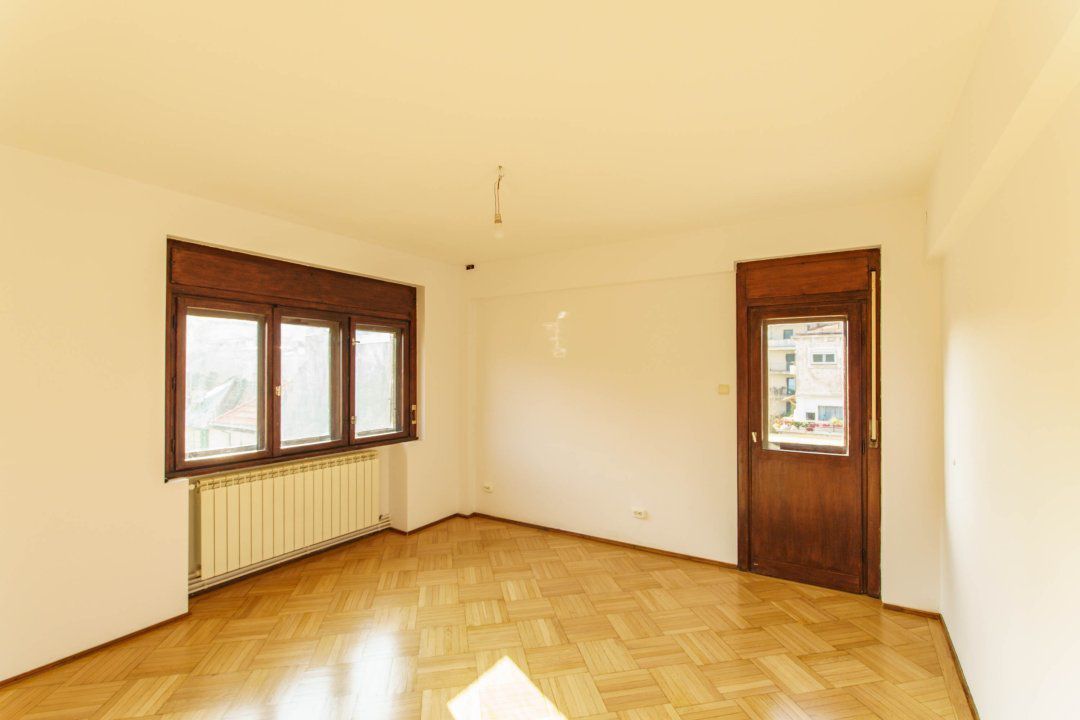 Apartament luminos zona 'Capitale', nemobilat - Poză 6