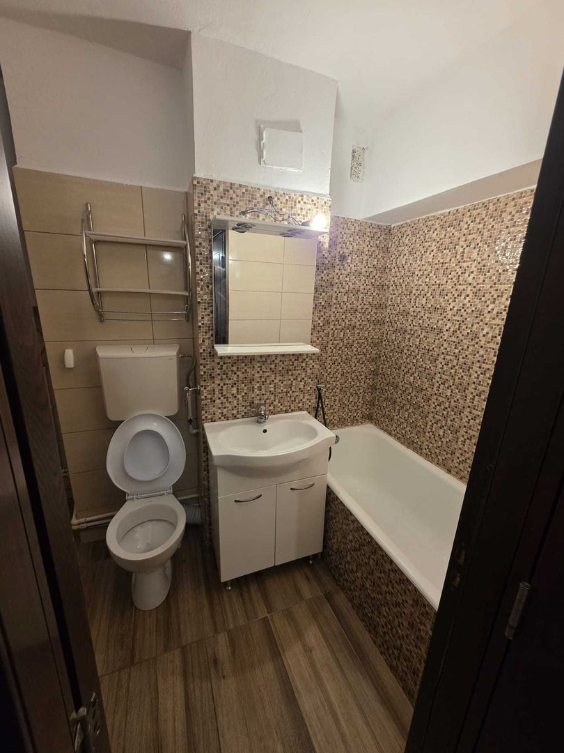 Apartament 2 camere decomandat- Rovine - Poză 7