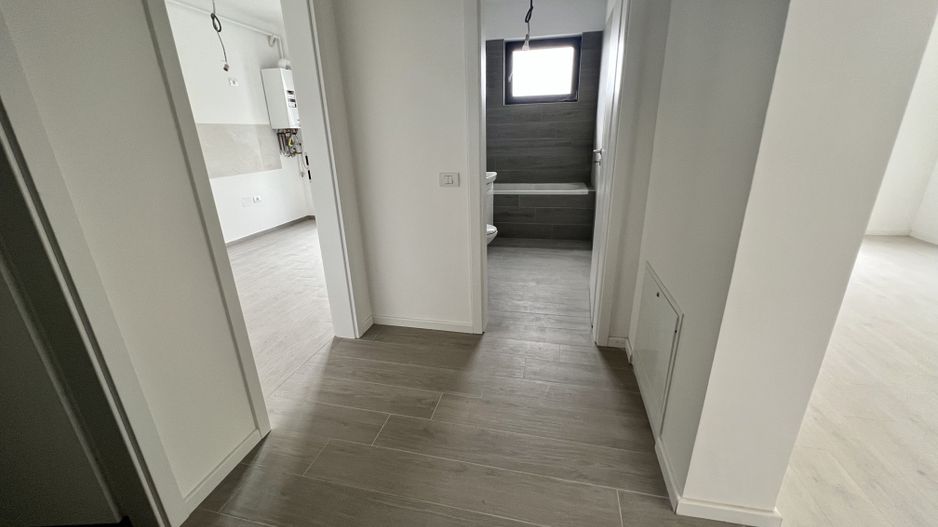 APARTAMENT CU 1 CAMERA - Poză 1