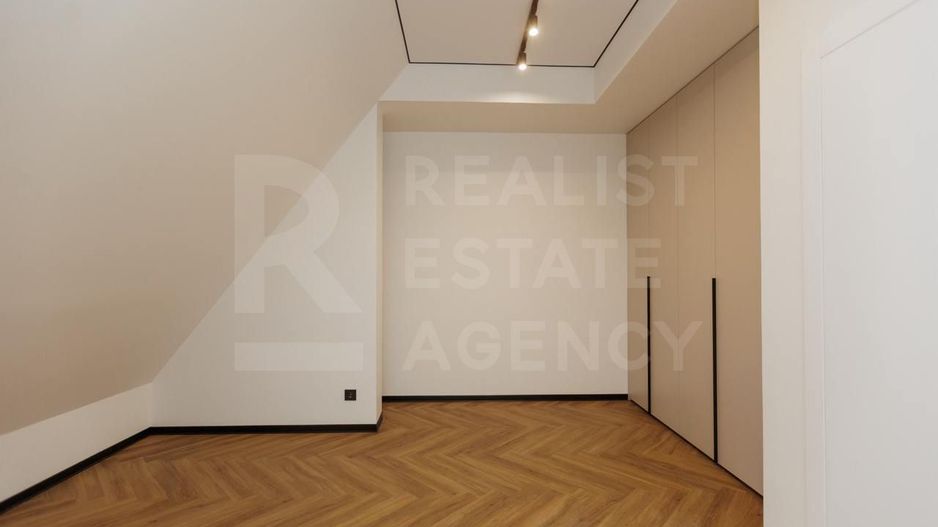 Chirie, apartament, 5 camere, str. Lacului, Centru - Poză 23