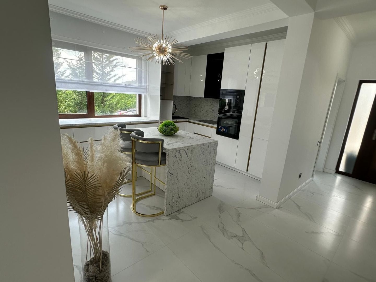 Casă individuală | finisaje moderne | la cheie | curte | Salicea - Poză 6
