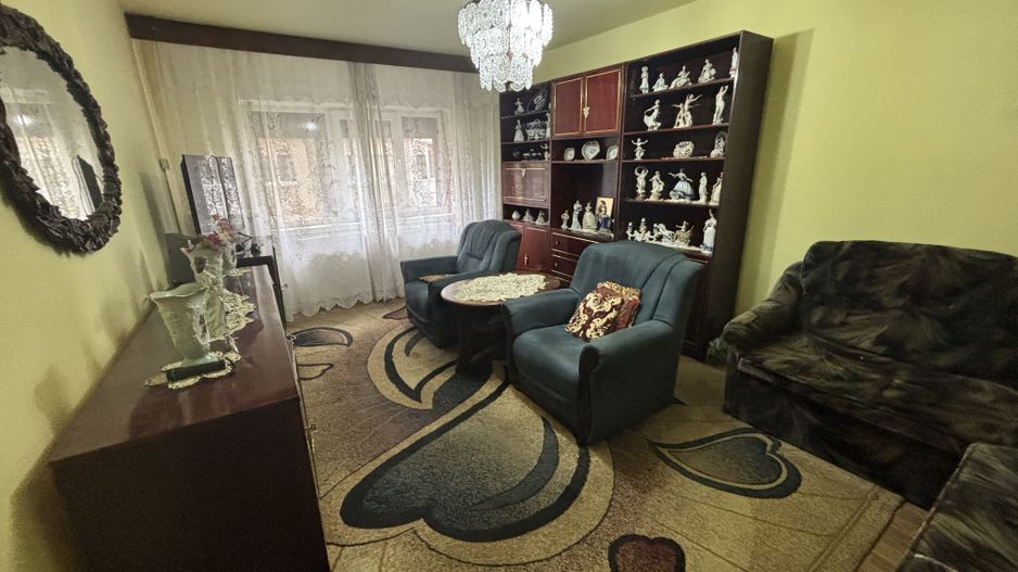 Decomandat in zona Soarelui - Poză 2