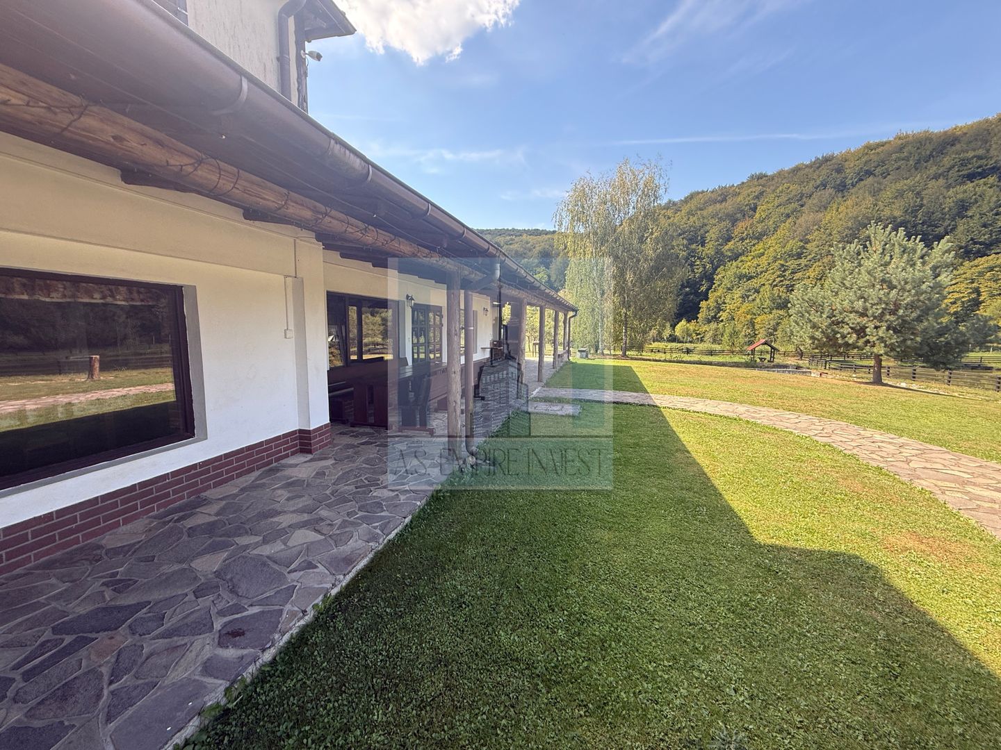 Complex Turistic activ,  2 lacuri ,teren 16800 mp -zona Valea Dobârlău - Poză 3