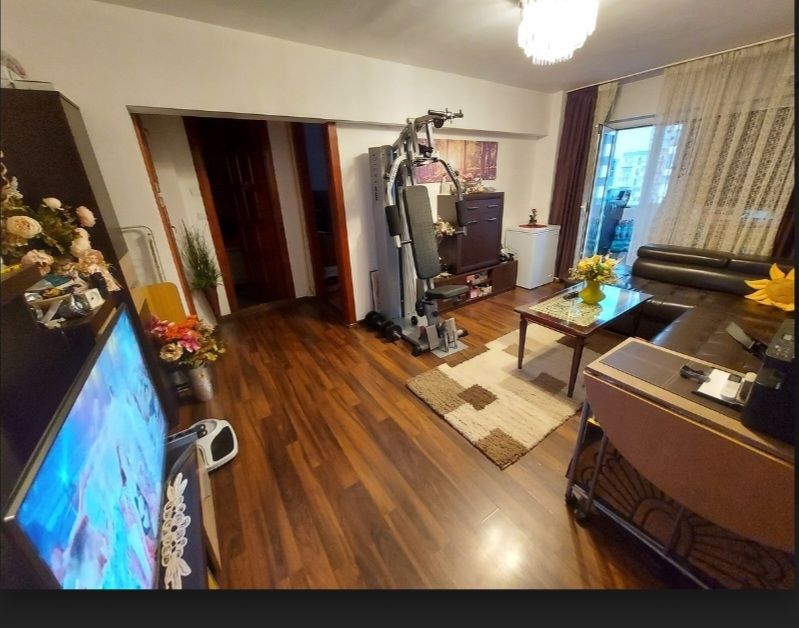 Apartament 3 camere, etaj 7, panoramic, boxă, zona Sebastian - Poză 3