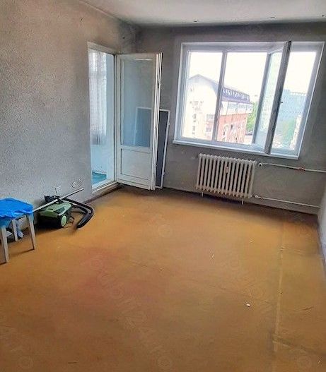 3 camere, etaj 5, reabilitat clasa A, Auchan Titan, metrou la 10 minute - Poză 2