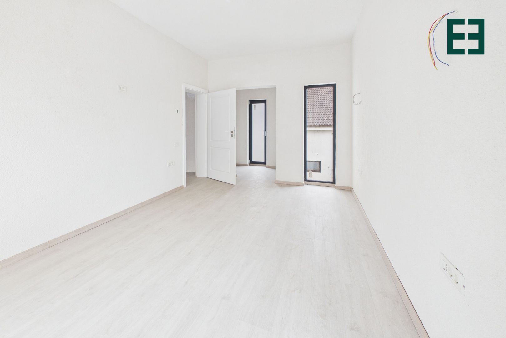 Casă nouă cu 4 camere - Tisa Nouă - Arad - Poză 23