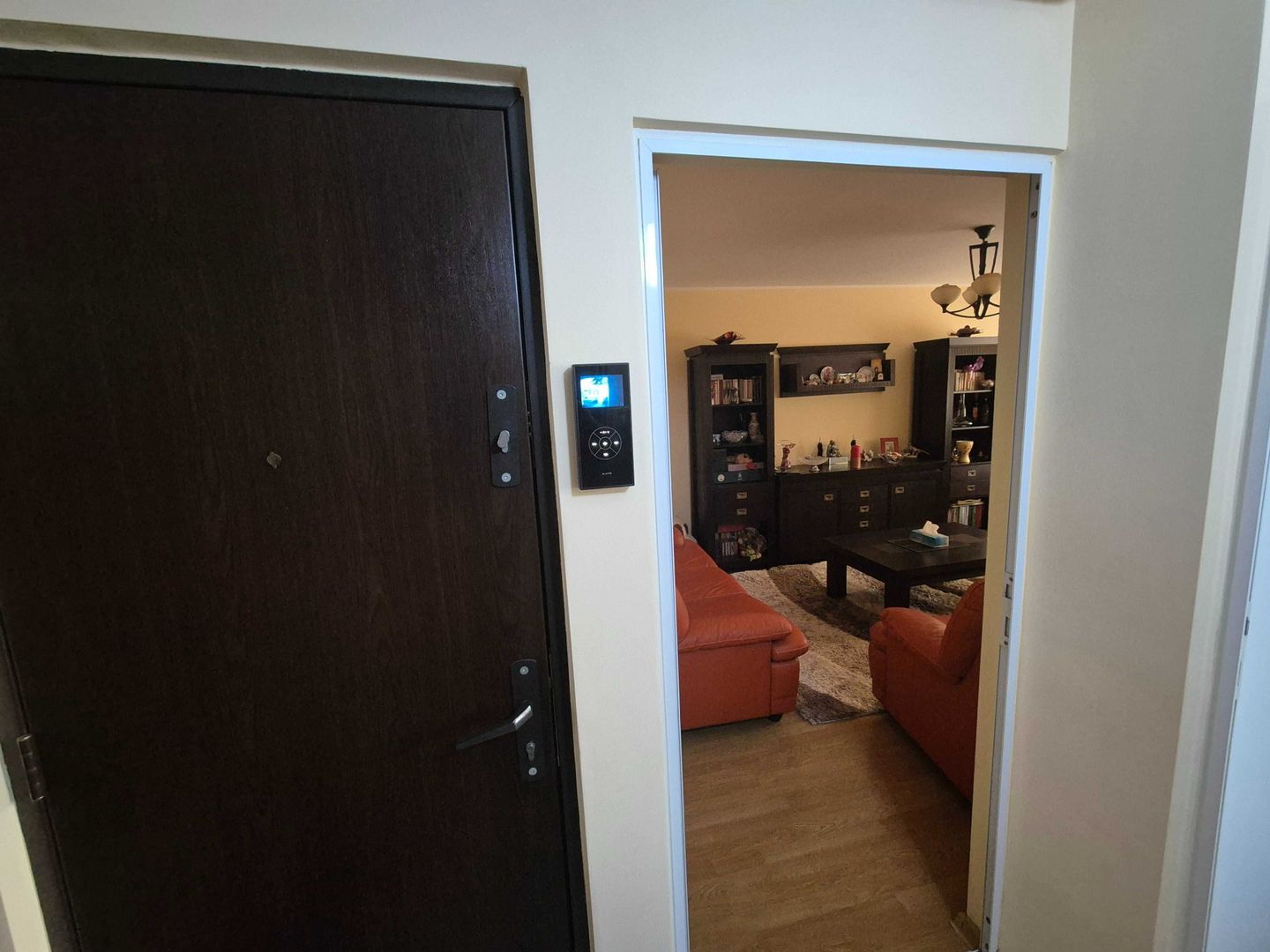 3 camere, decomandat, 2 băi,  etaj 2,  I.C.Frimu - Poză 6