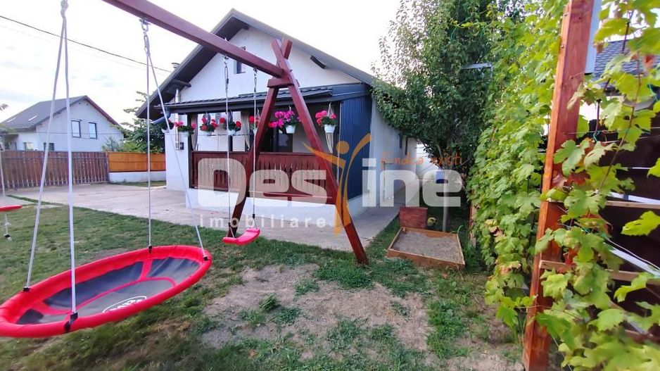 VOROVEȘTI - Casă individuală P+POD + 573 mp teren - Poză 27